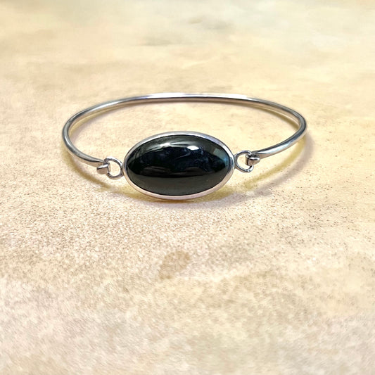 Sterling Silver Vintage Hinged Cuff with Black Stone