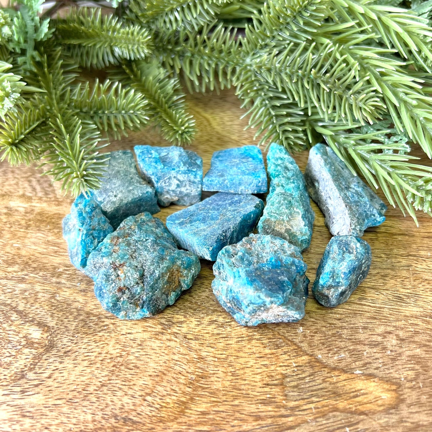 Apatite Raw Stone - You get 1