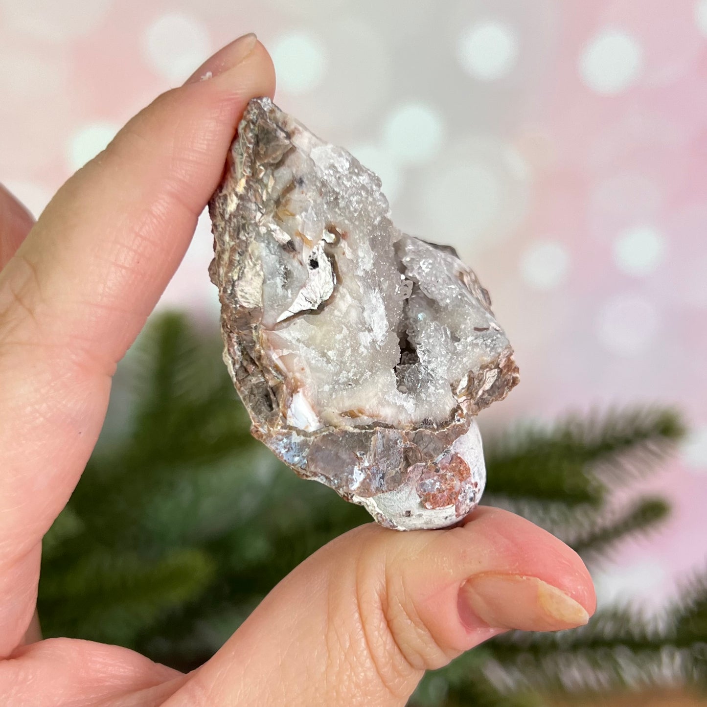 Red Quartz & Agate Geode Crystal Piece