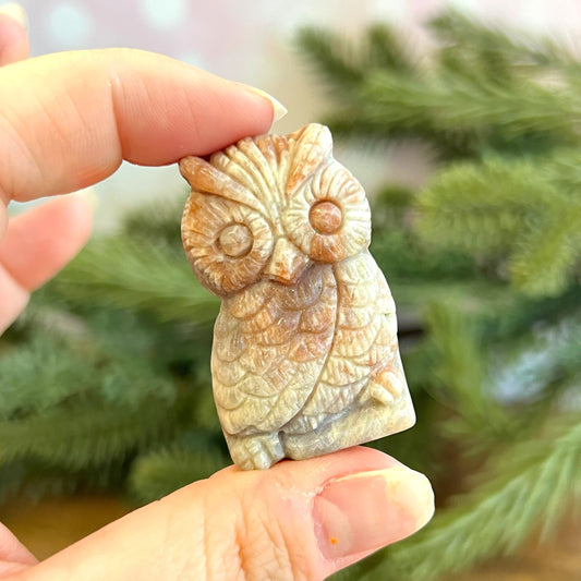 Belomorite Owl Carved Crystal Cabochon