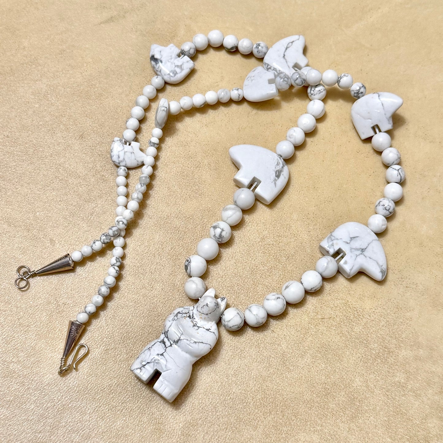 Howlite Fetish Bear Native American Style Vintage Stone Necklace in Sterling Silver