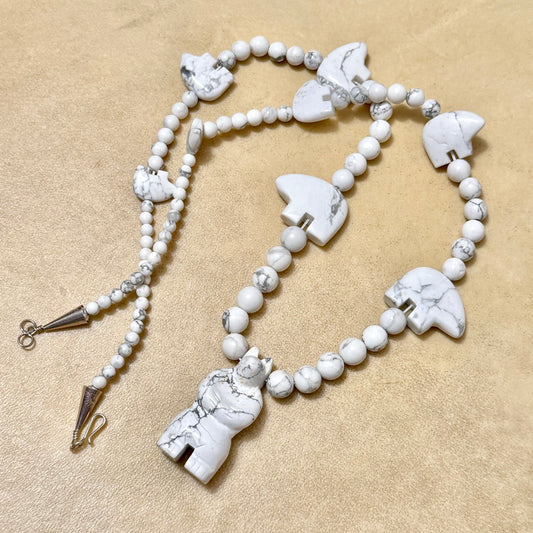 Howlite Fetish Bear Native American Style Vintage Stone Necklace in Sterling Silver