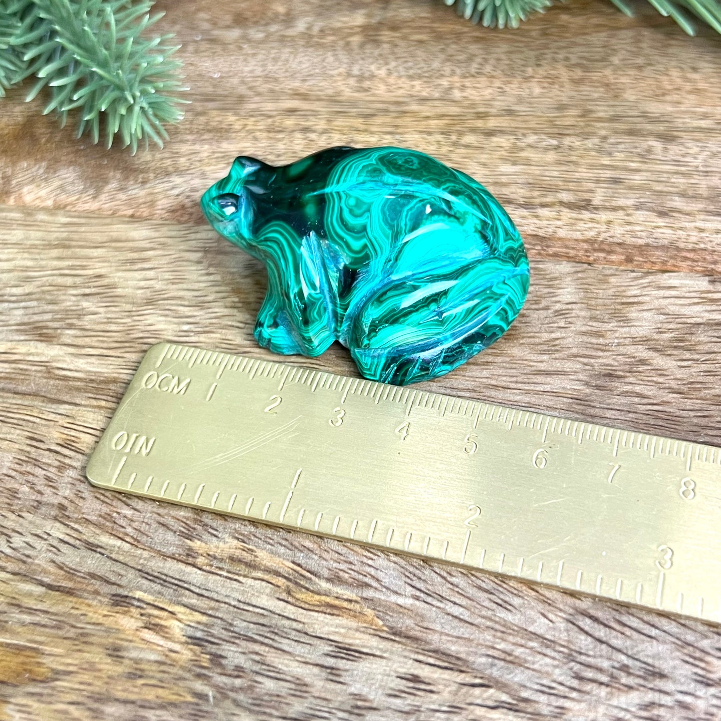 Malachite Frog Crystal Carving