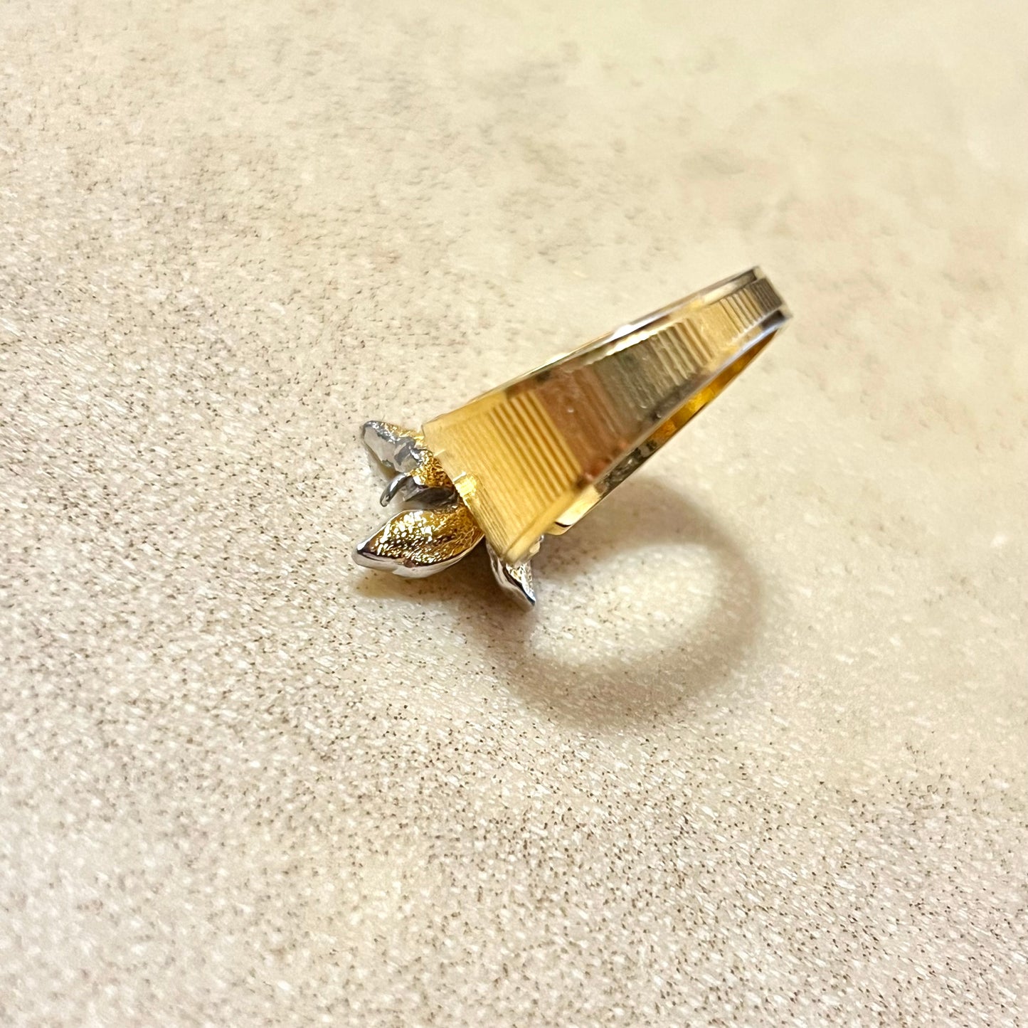 Vintage Gold & Silver Toned Rhinestone Butterfly Ring Size 7