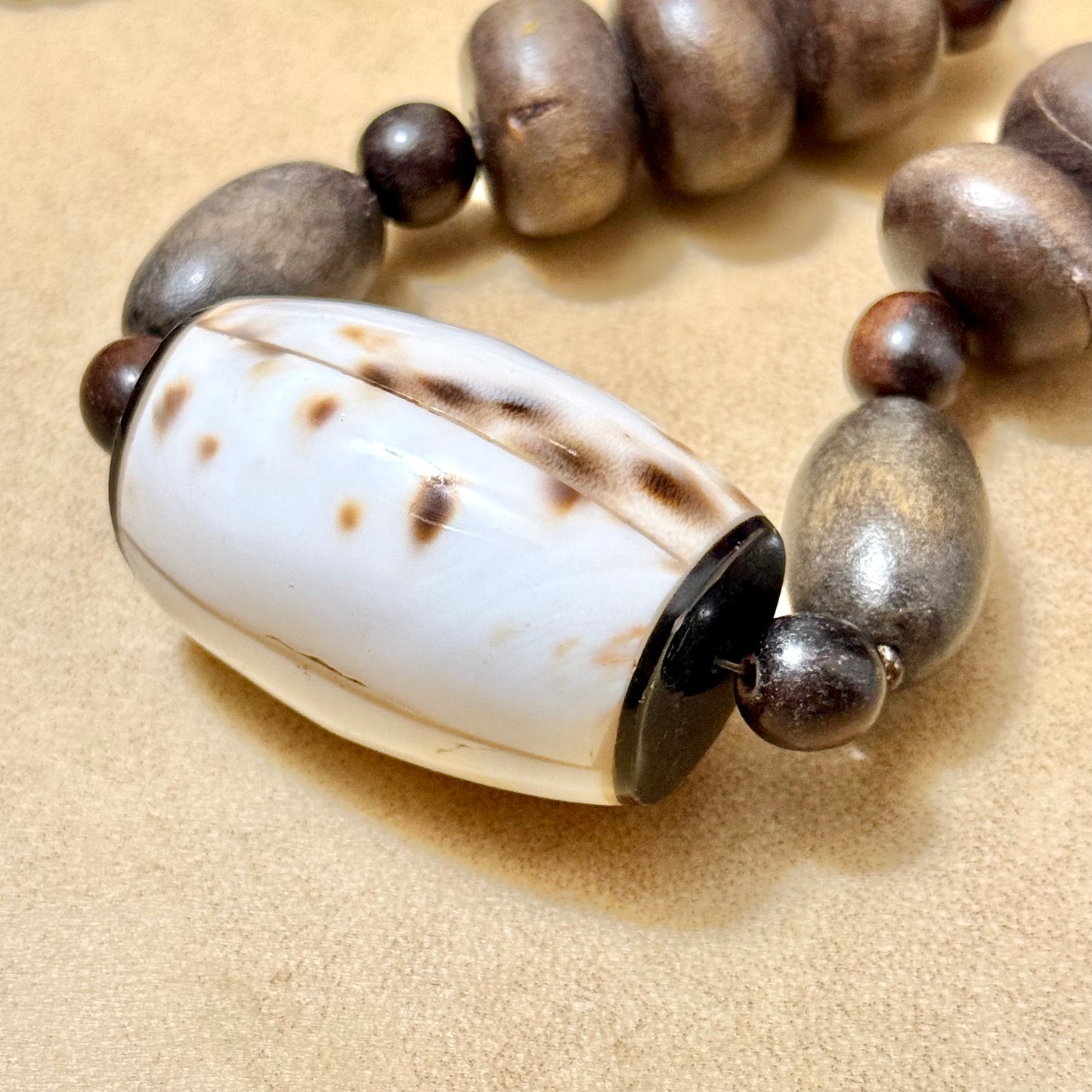 Vintage Tropical Shell & Wood Beaded Adjustable Necklace