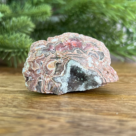 Red Quartz & Agate Geode Crystal Piece