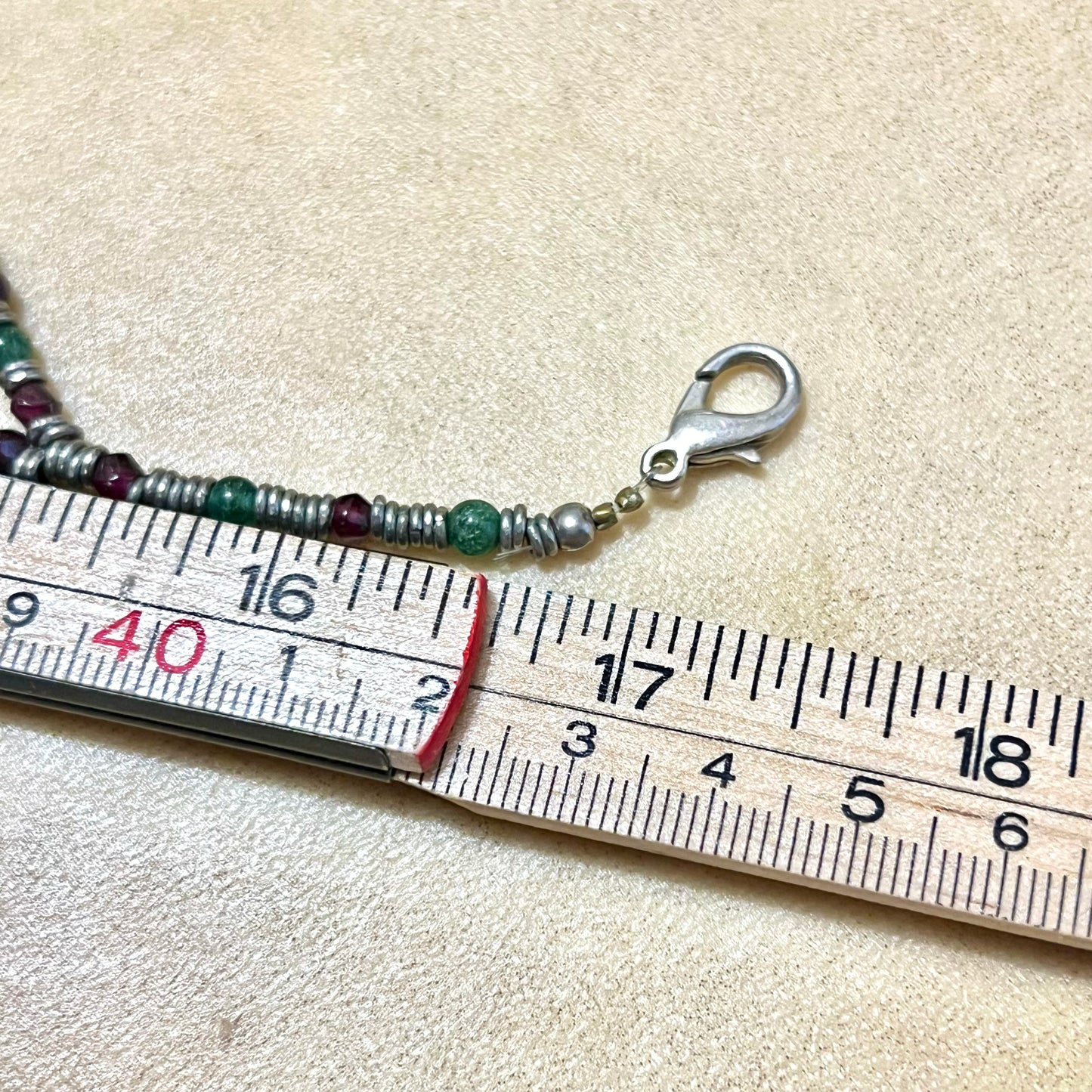Green Aventurine & Garnet Vintage Beaded Choker Necklace