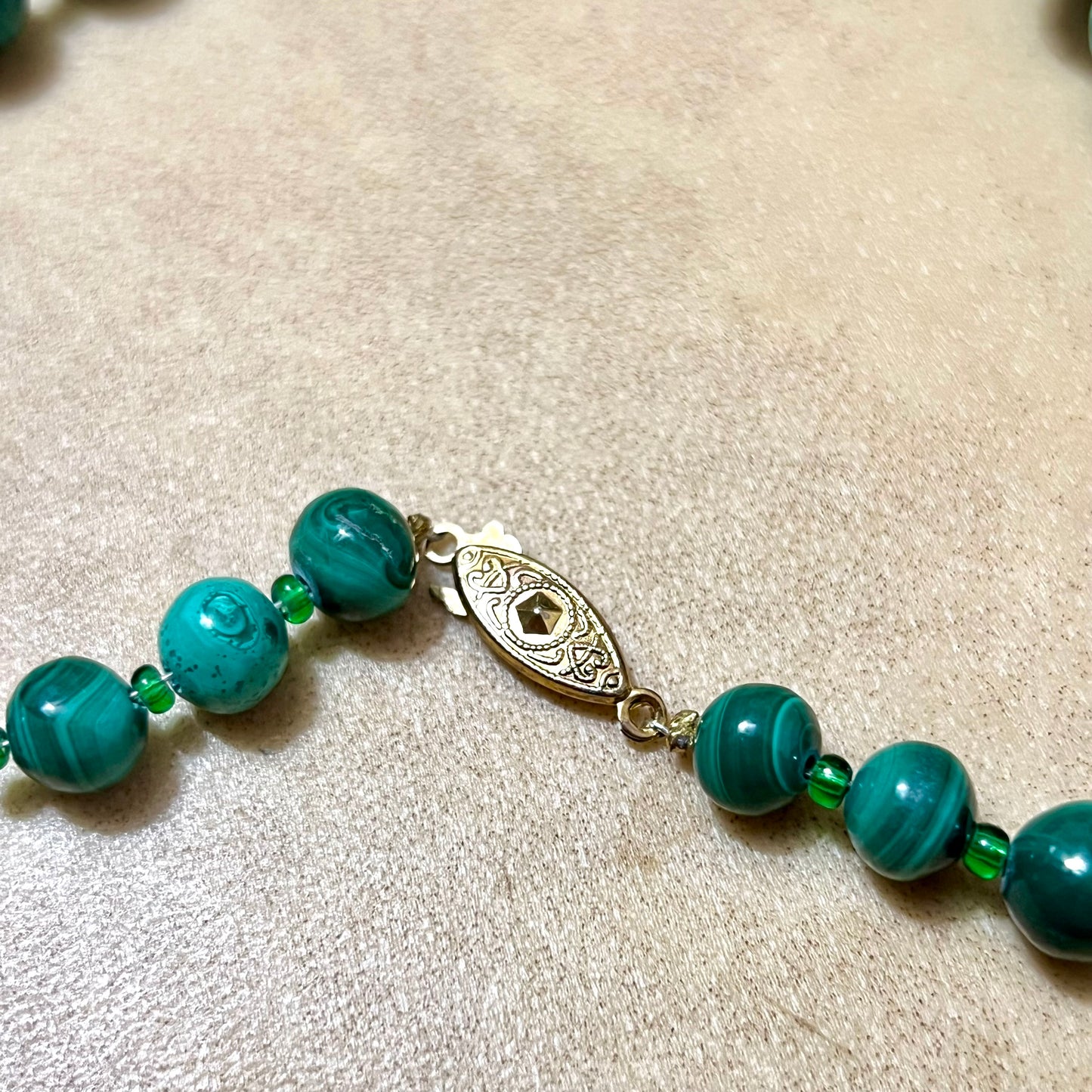 Graduated Malachite Beaded Vintage Necklace