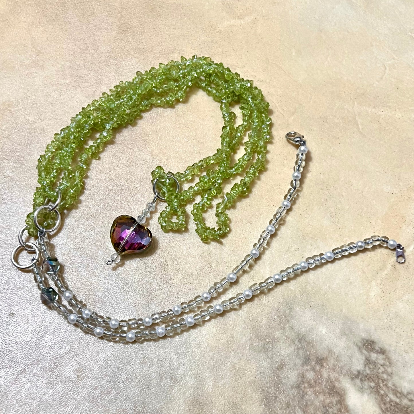 Peridot Crystal Chip & Faceted Glass Heart Vintage Necklace