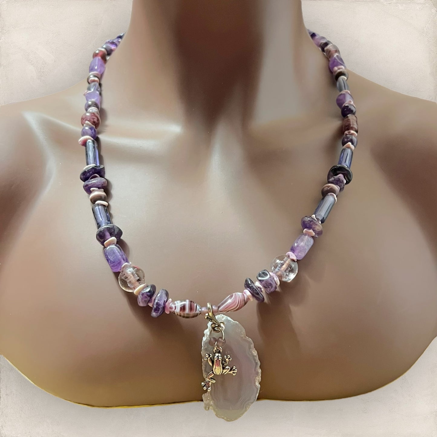 Purple Agate & Crystal Frog Beaded Amethyst Necklace - Vintage