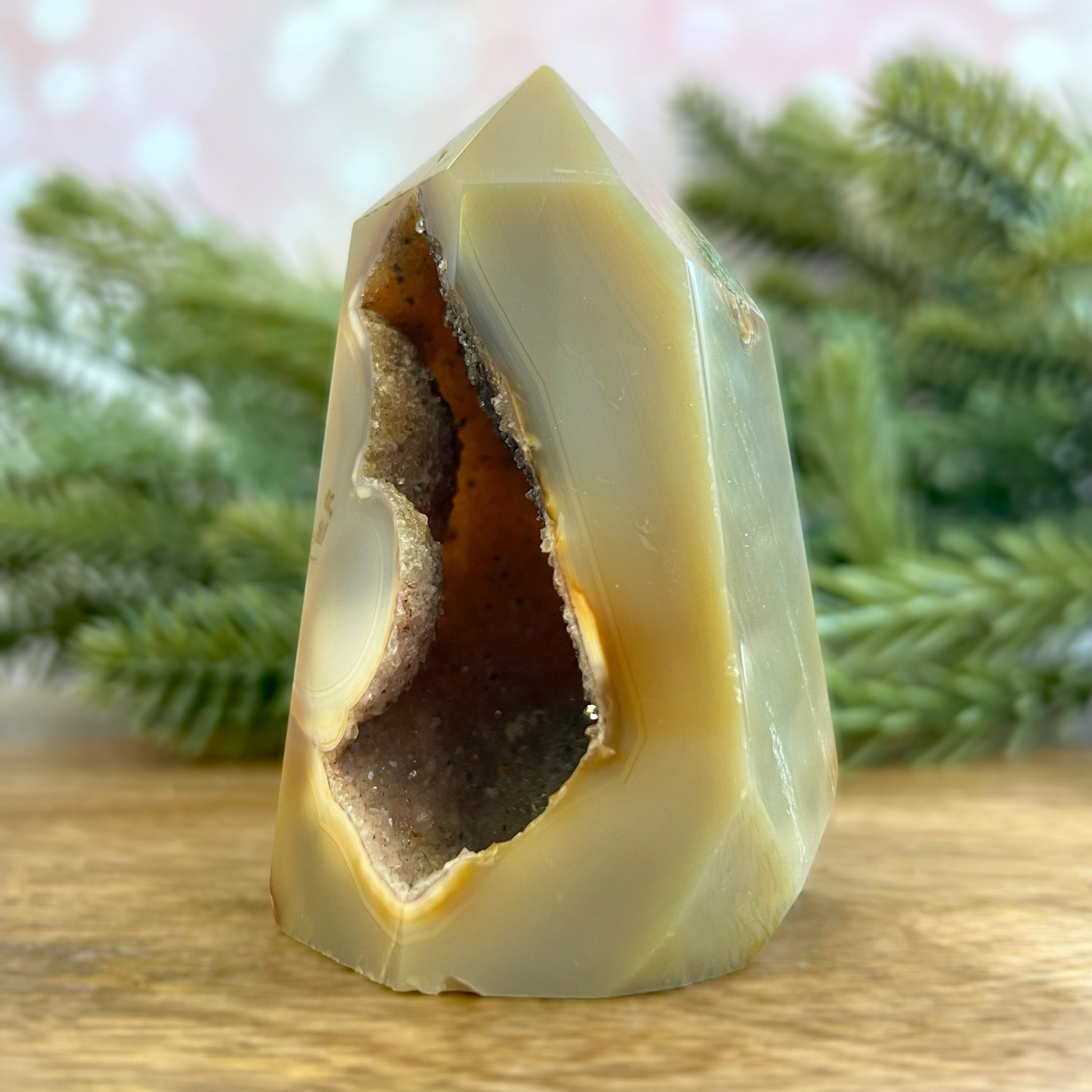Natural and unheated Carnelian Tower with large, Druzy cave.