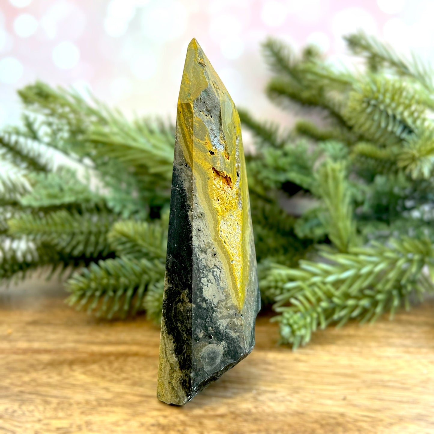Bumblebee Jasper Tower with raw bottom