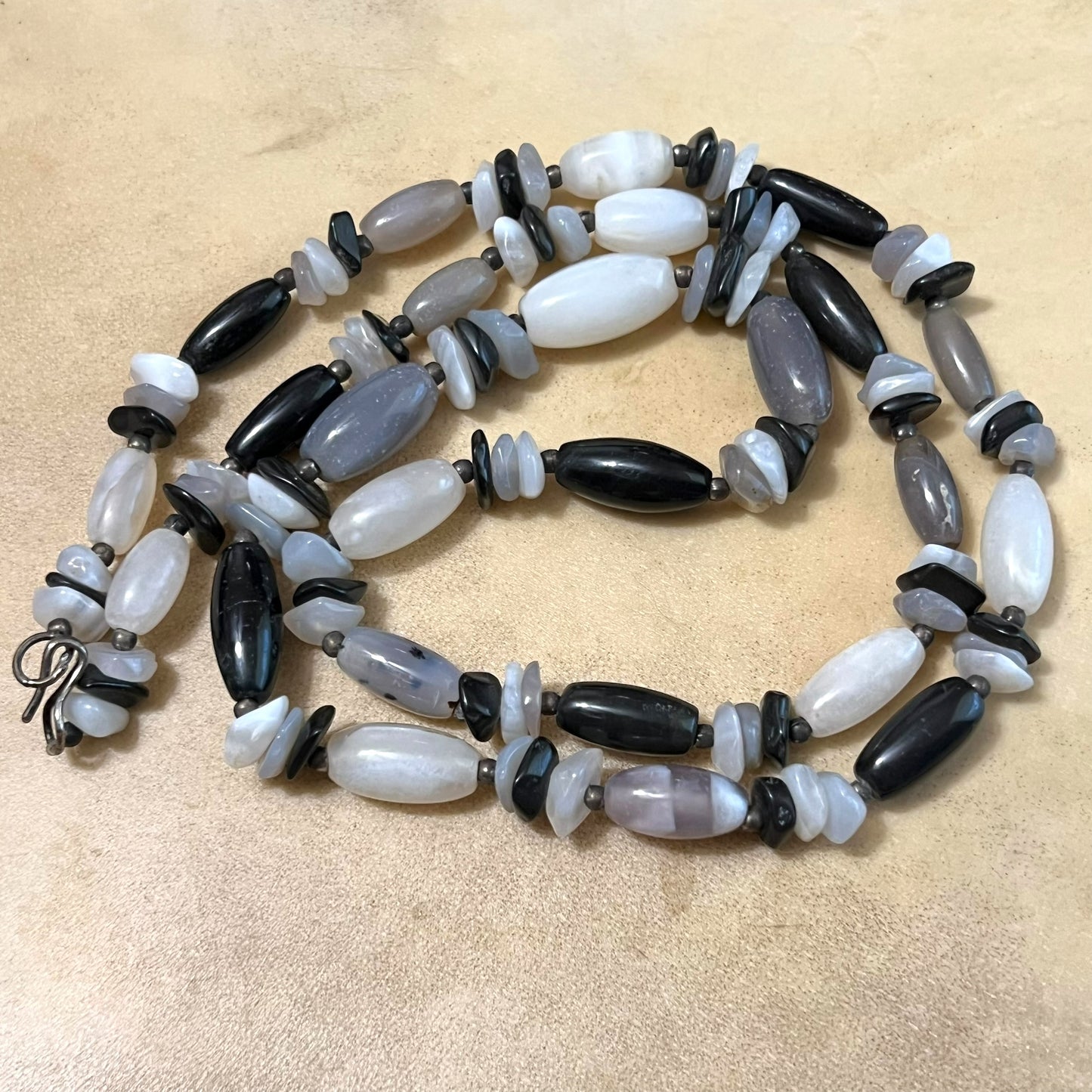 Black & White Agate Long Vintage Beaded Necklace