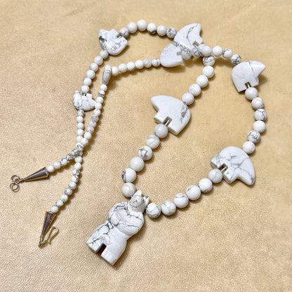 Howlite Fetish Bear Native American Style Vintage Stone Necklace in Sterling Silver