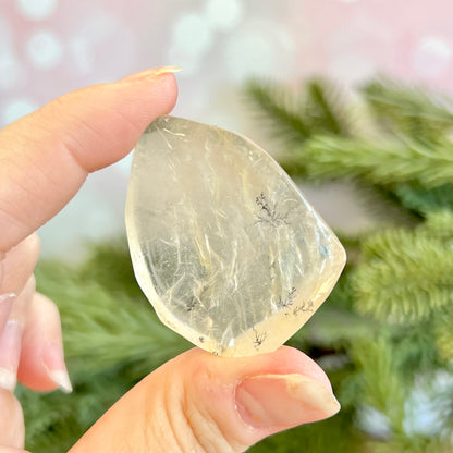 Golden Healer Quartz Tumble with Dendritic Inclusions