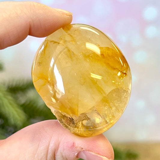 Golden Healer Quartz Crystal Lens