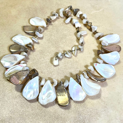Vintage White & Gold Tone Mother of Pearl Choker Necklace