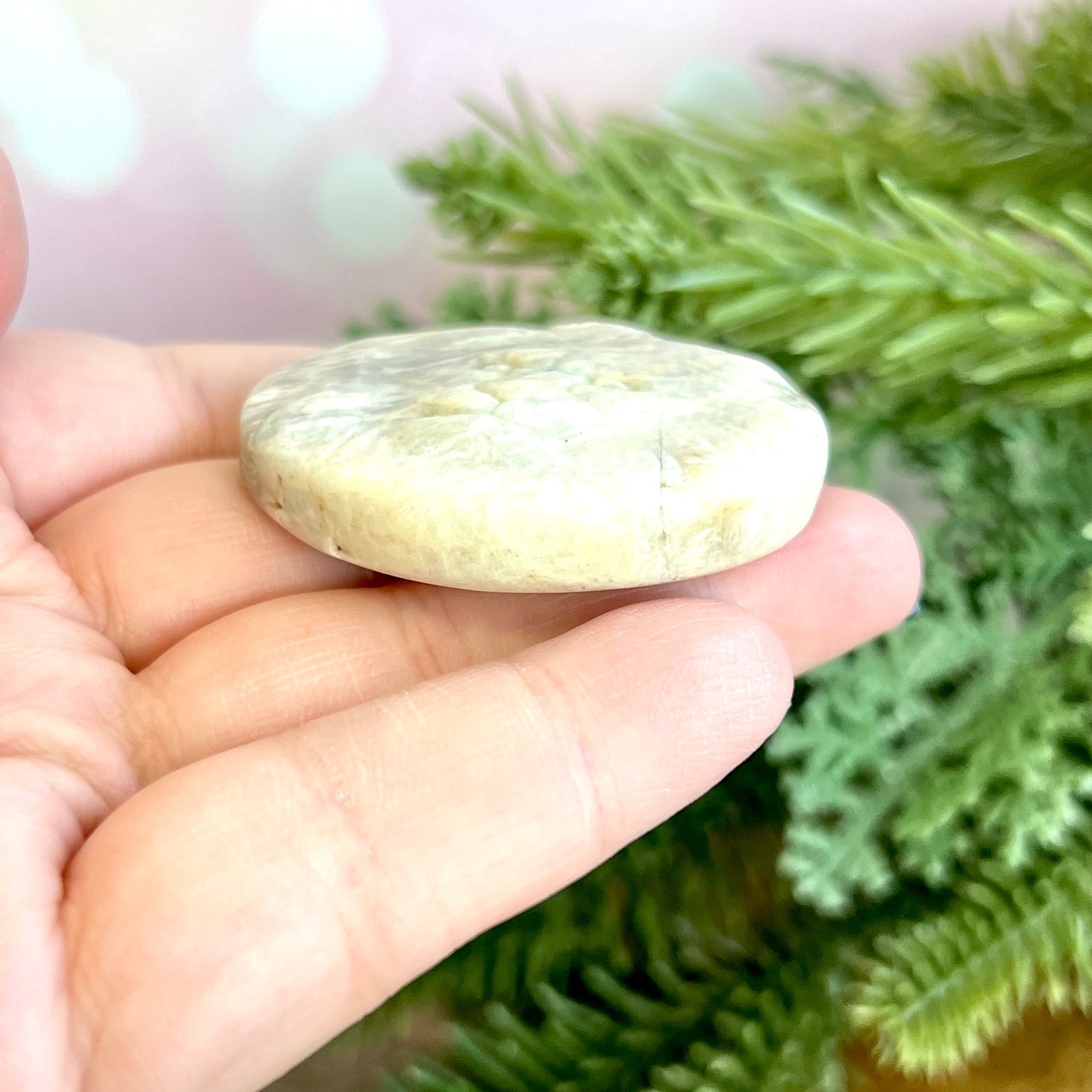 Belomorite (Sunstone in Moonstone) Lion Carved Stone Cabochon