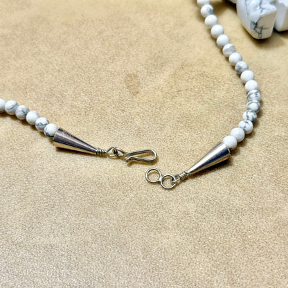 Howlite Fetish Bear Native American Style Vintage Stone Necklace in Sterling Silver