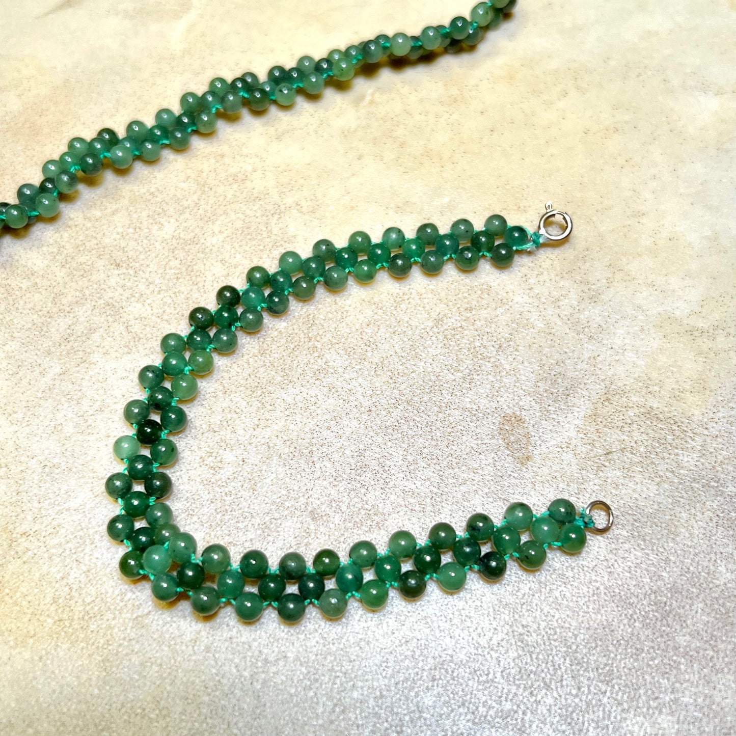Green Jade Beaded Choker Necklace & Bracelet Vintage Jewelry Set