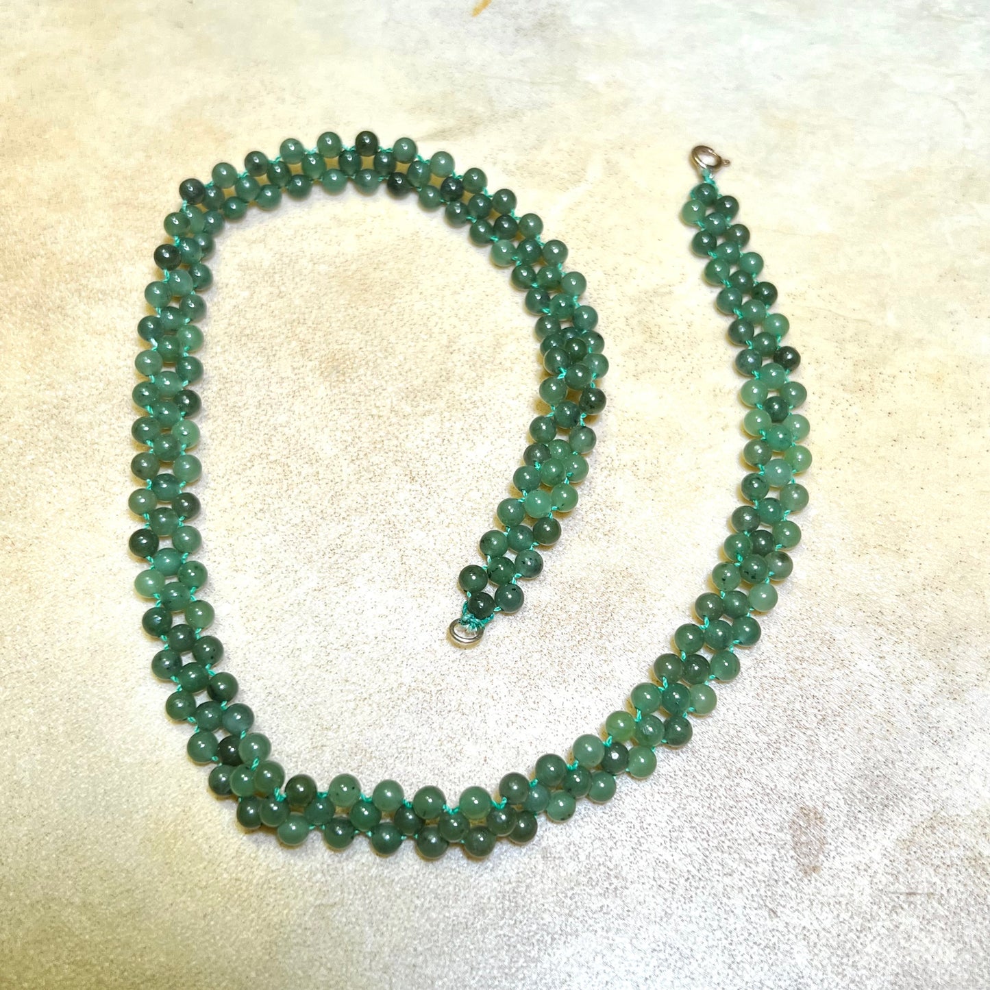 Green Jade Beaded Choker Necklace & Bracelet Vintage Jewelry Set