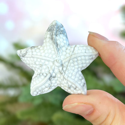 Natural and authentic Magnesite carved crystal cabochon. This Stone Cabochon has been carved into a starfish.